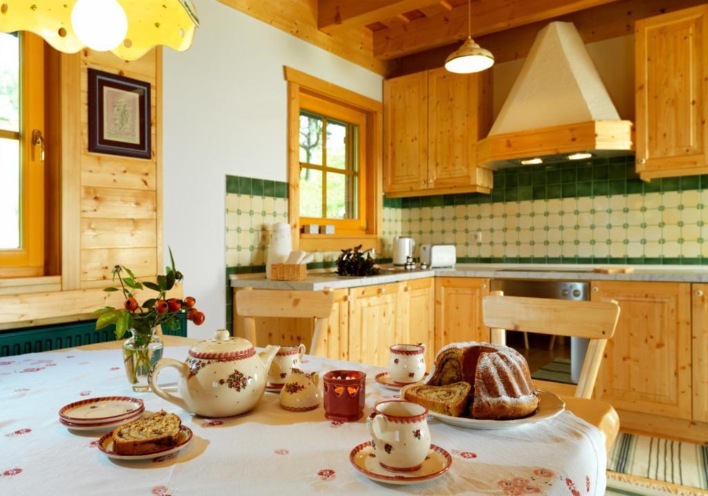 Farm Stay Pirc Laško الغرفة الصورة